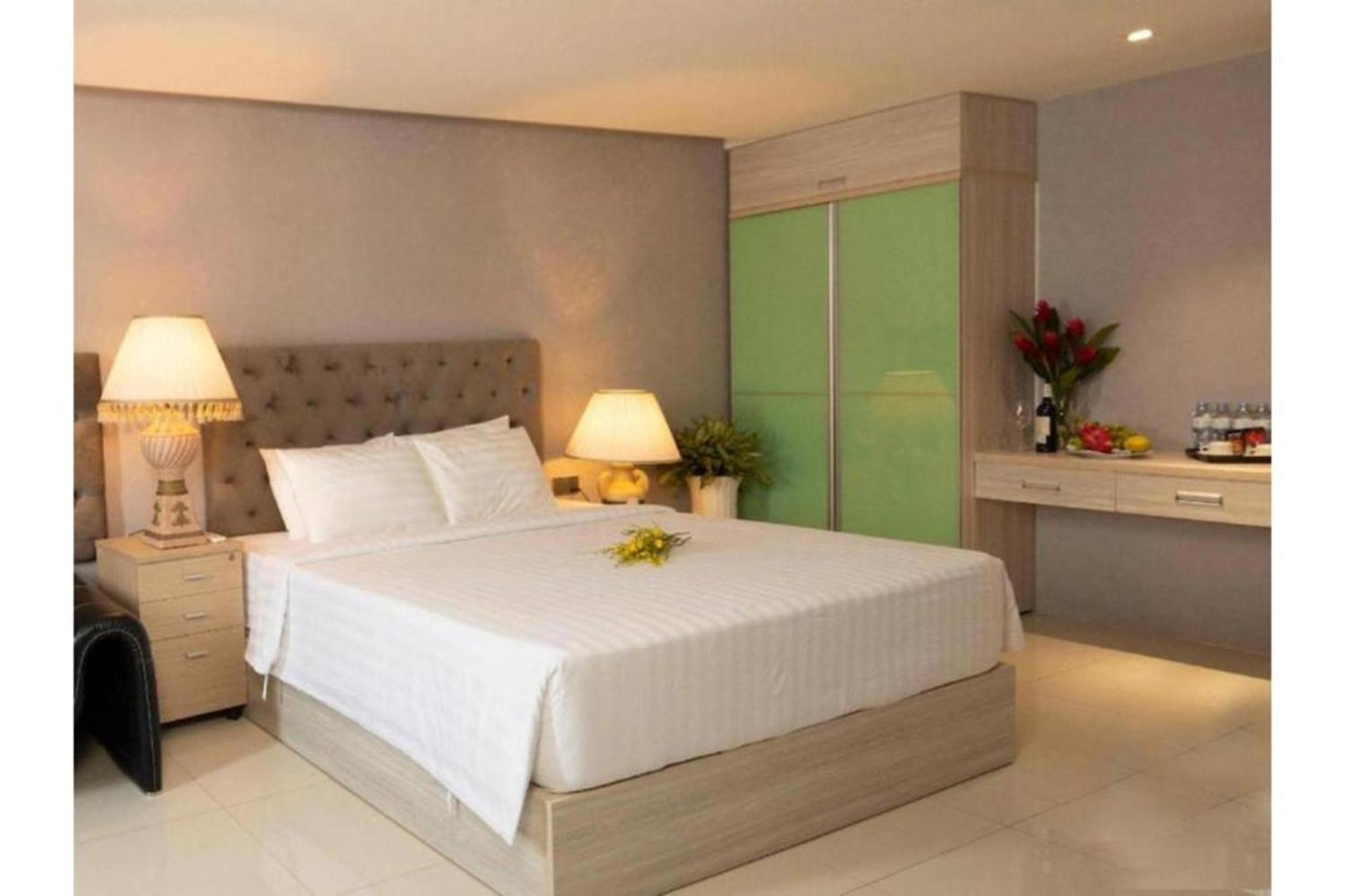 Hotel Sunshine Garden Ho-Chi-Minh-Stadt Exterior foto